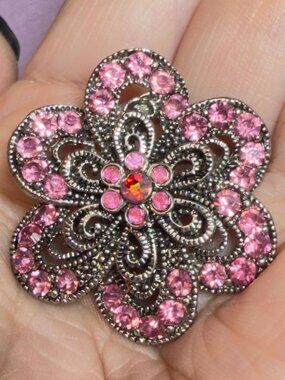 Pink Flower Brooch Vintage Rhinestone Filigree UV Reactive Glow 1.25"